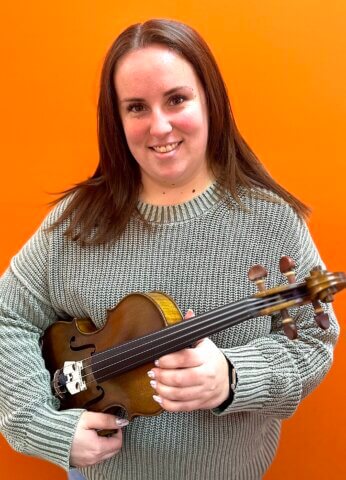 Victoria Rose, Strings teacher at Center Stage Music Center